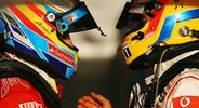 Fernando-Alonso-and-Lewis-Hamilton-Bahrain_2431424.jpg